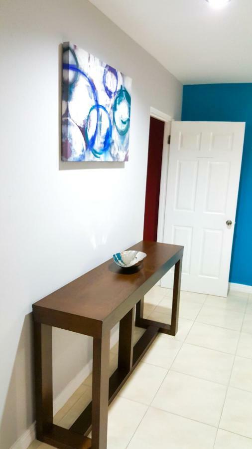 Donhead New Kingston Apt 3 ภายนอก รูปภาพ