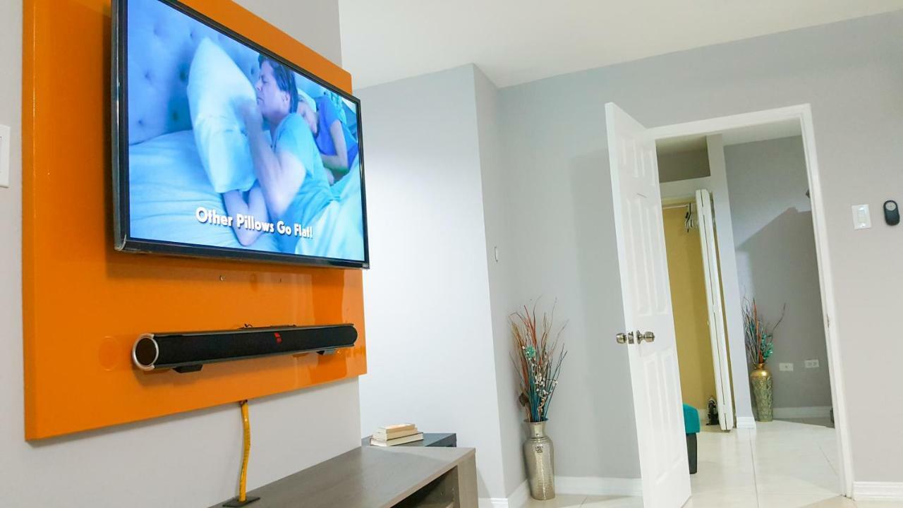 Donhead New Kingston Apt 3 ภายนอก รูปภาพ