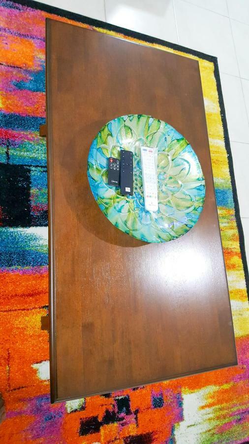 Donhead New Kingston Apt 3 ภายนอก รูปภาพ